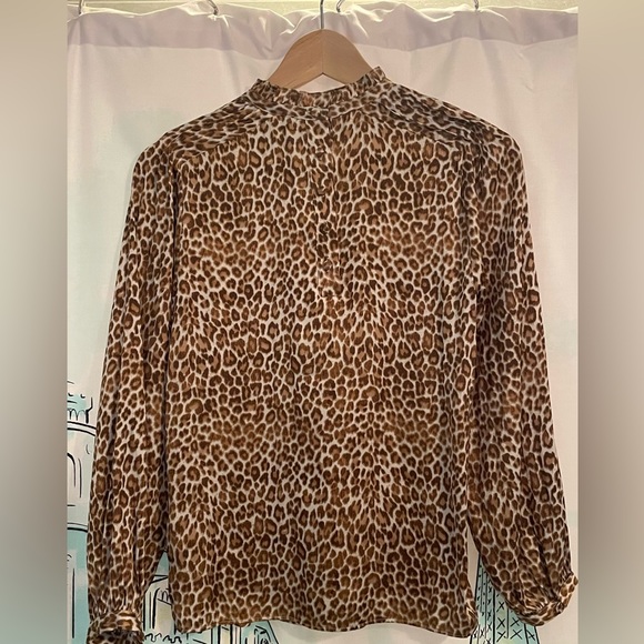 Perfect for Petites - Button Detailed J Crew Animal Print Blouse, Size XXS - Picture 2 of 8